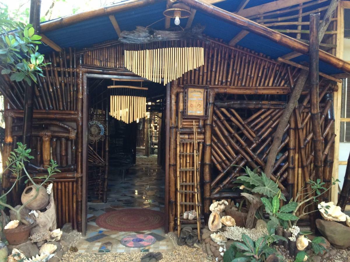 Hotel Bamboo Nest Puerto Princesa Zewnętrze zdjęcie